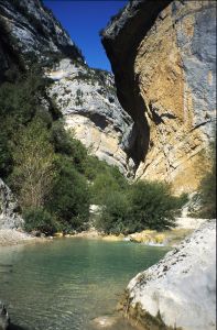 Kaňon Rio Vero je neskutečně barevný